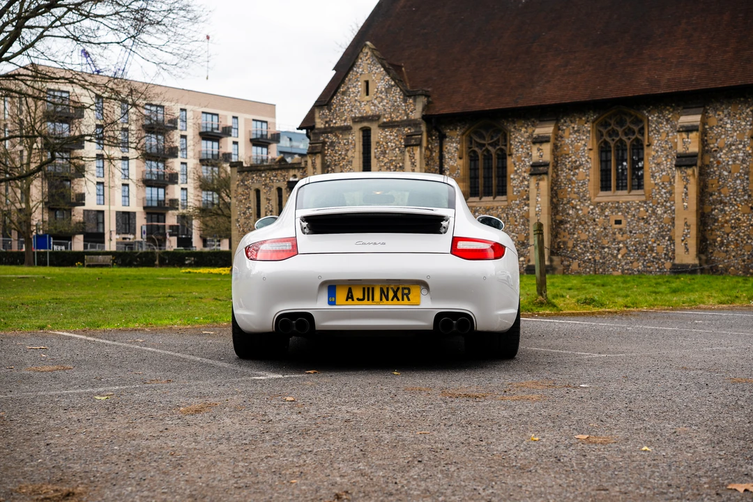2011 Porsche 997 Carrera - Image 15 of 31