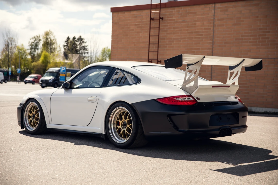 2011 Porsche 997 Carrera - Image 7 of 31