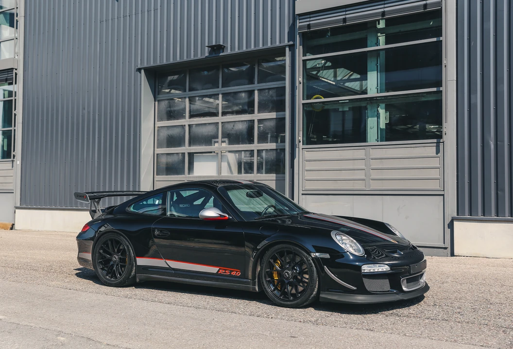 2011 Porsche 997 GT3 RS 4.0 - Image 3 of 31