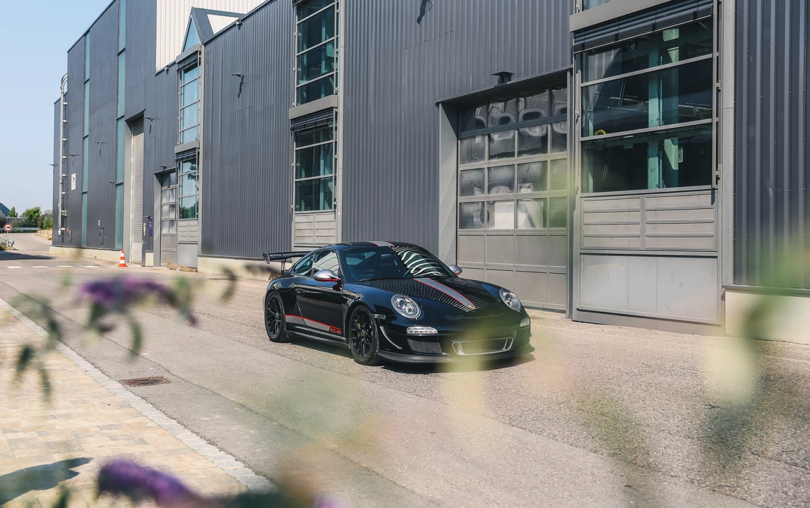 2011 Porsche 997 GT3 RS 4.0 - Image 19 of 31