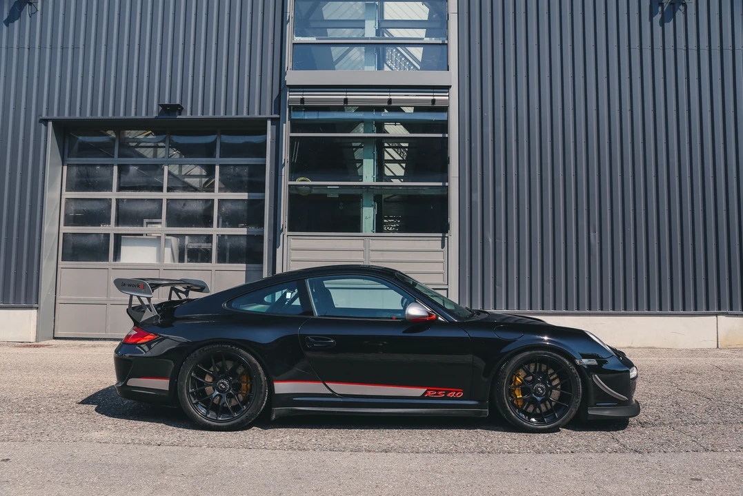 2011 Porsche 997 GT3 RS 4.0 - Image 4 of 31