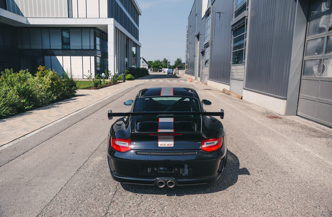 2011 Porsche 997 GT3 RS 4.0 - Image 25 of 31