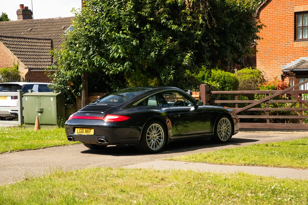 2011 Porsche 997 Carrera - Image 5 of 31