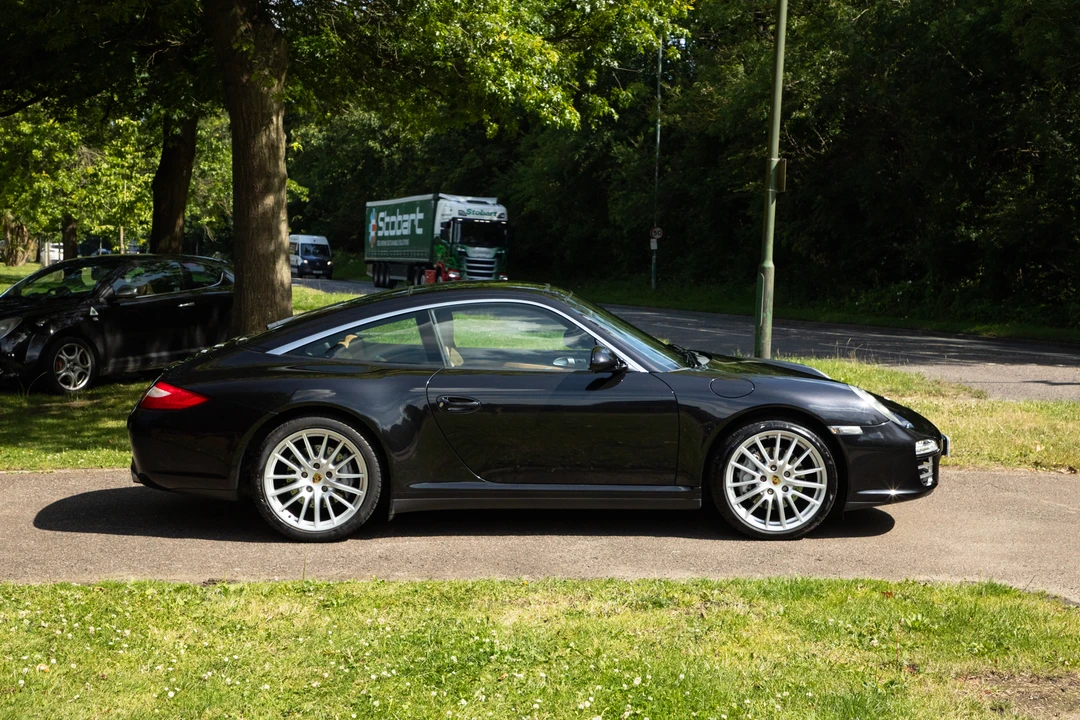 2011 Porsche 997 Carrera - Image 4 of 31