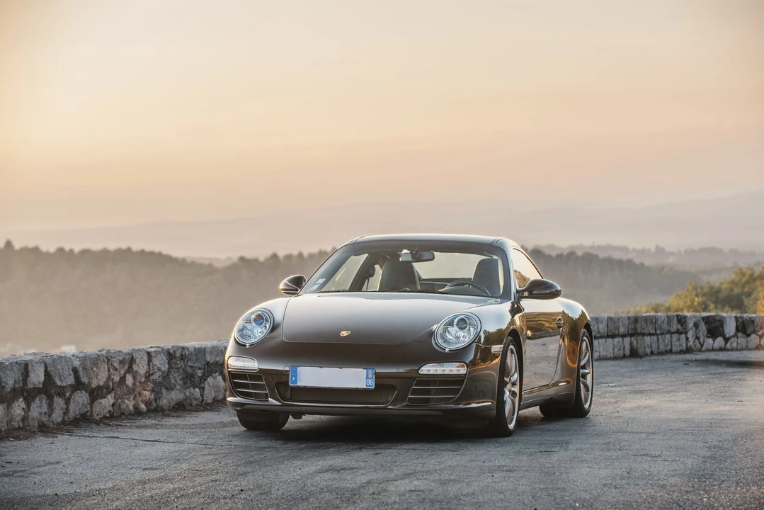 2011 Porsche 997 Carrera - Image 11 of 31