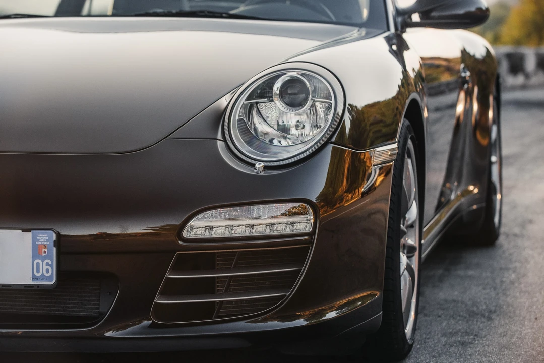 2011 Porsche 997 Carrera - Image 28 of 31