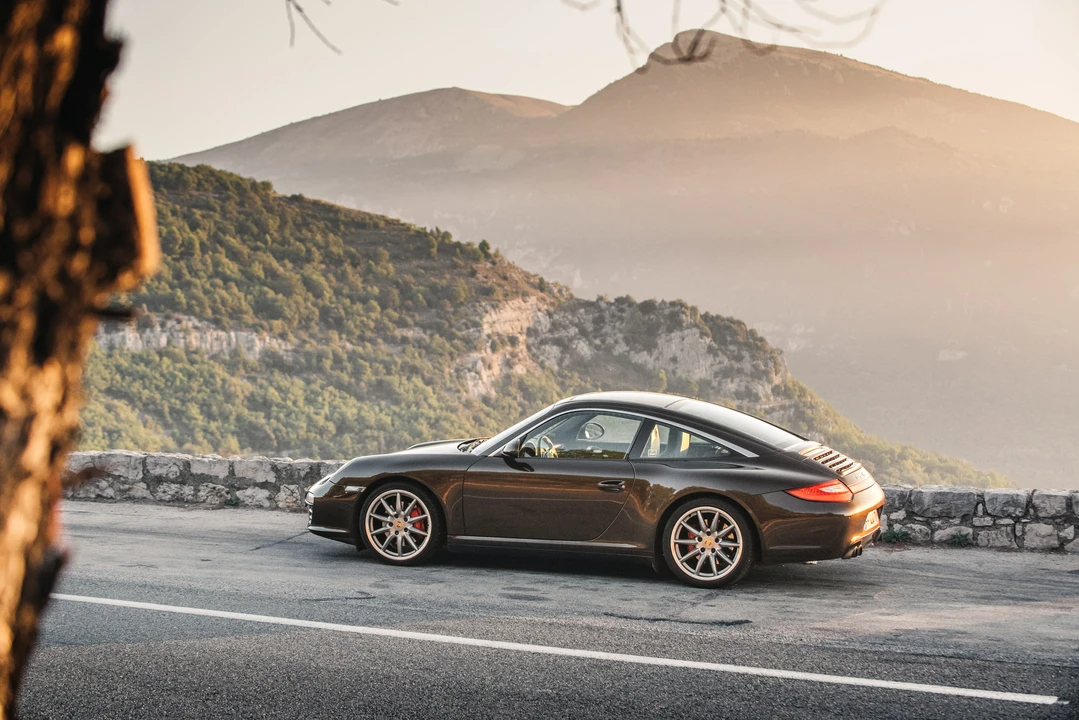 2011 Porsche 997 Carrera - Image 6 of 31
