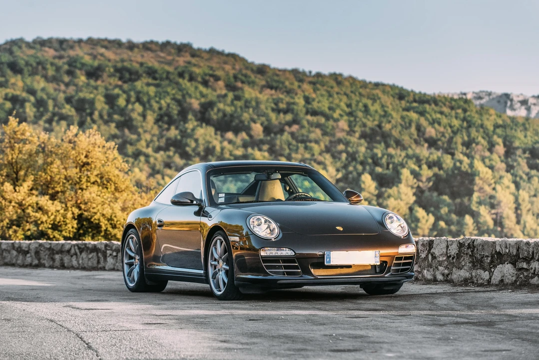 2011 Porsche 997 Carrera - Image 13 of 31
