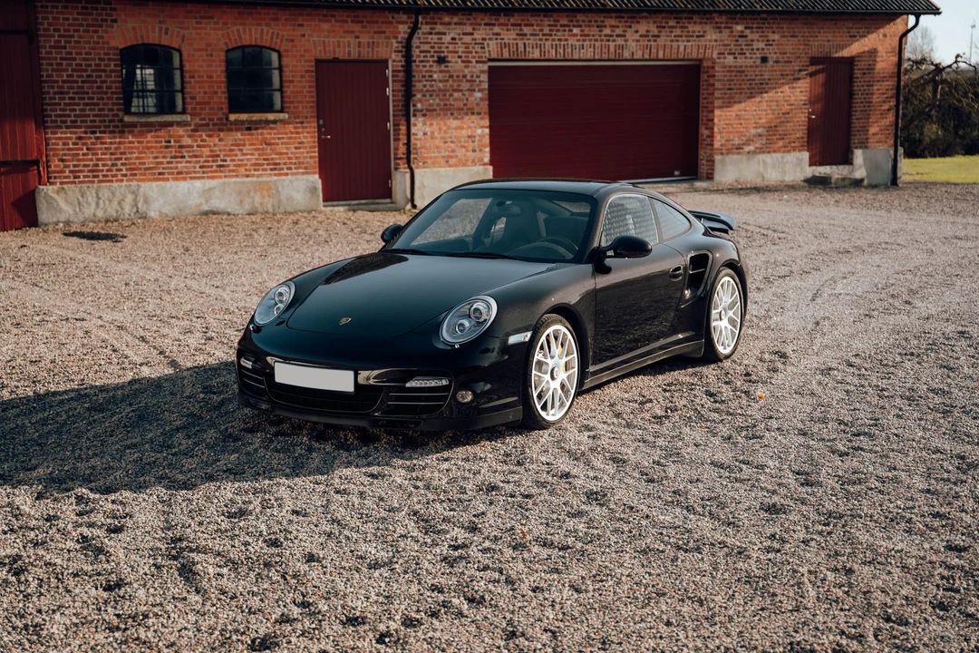 2011 Porsche 997 Turbo S - Image 12 of 31