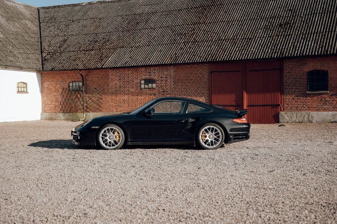 2011 Porsche 997 Turbo S - Image 4 of 31