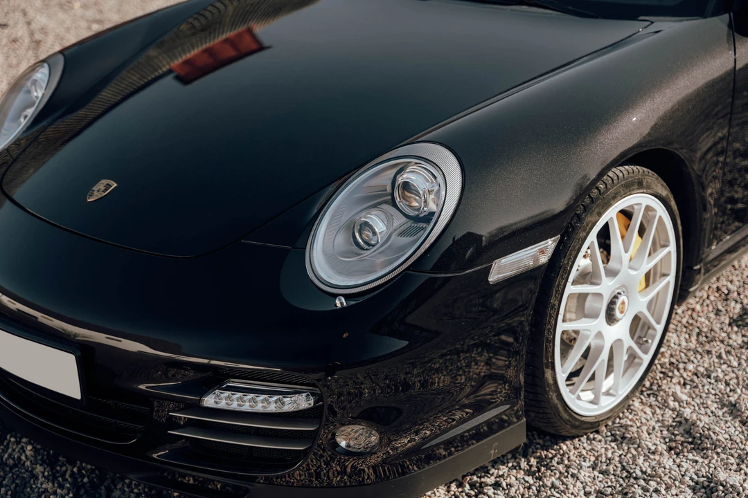2011 Porsche 997 Turbo S - Image 20 of 31
