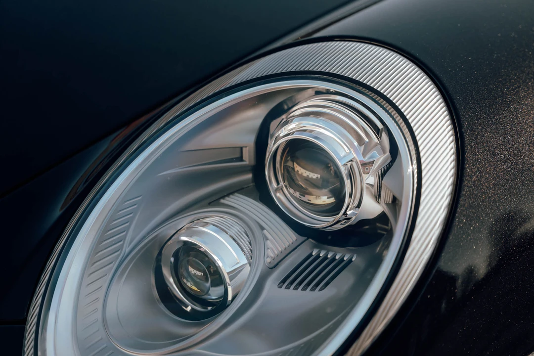 2011 Porsche 997 Turbo S - Image 21 of 31
