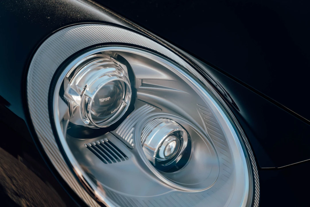 2011 Porsche 997 Turbo S - Image 23 of 31