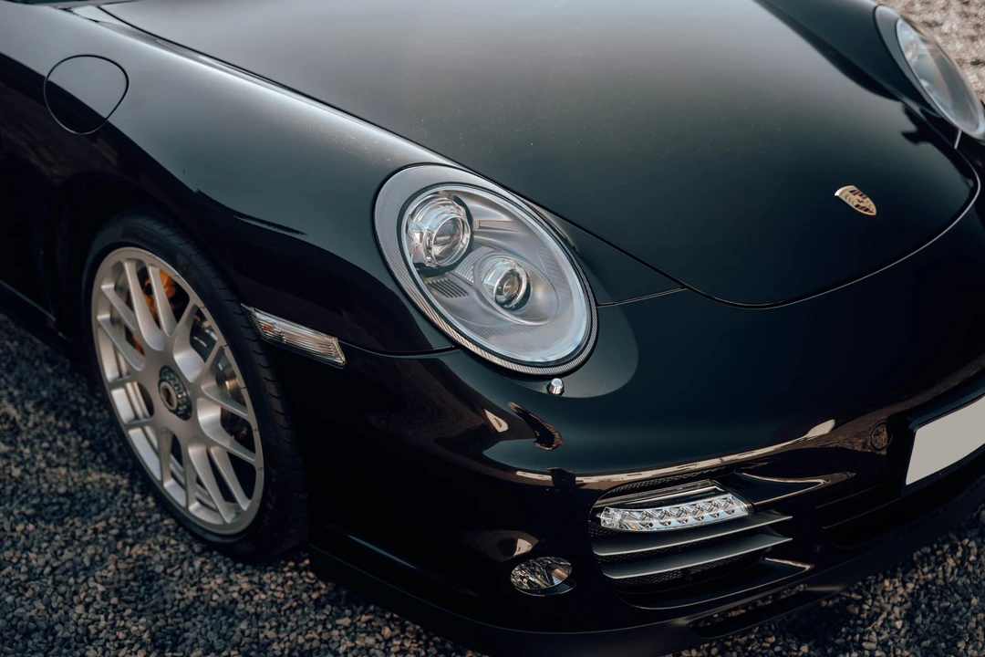 2011 Porsche 997 Turbo S - Image 24 of 31