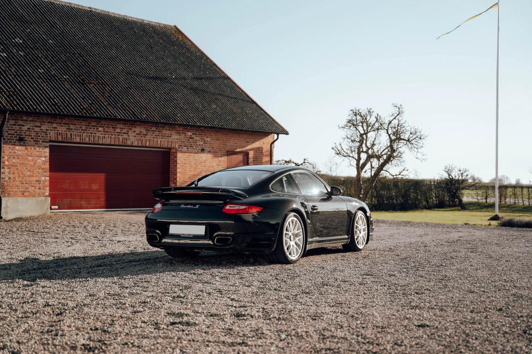 2011 Porsche 997 Turbo S - Image 7 of 31