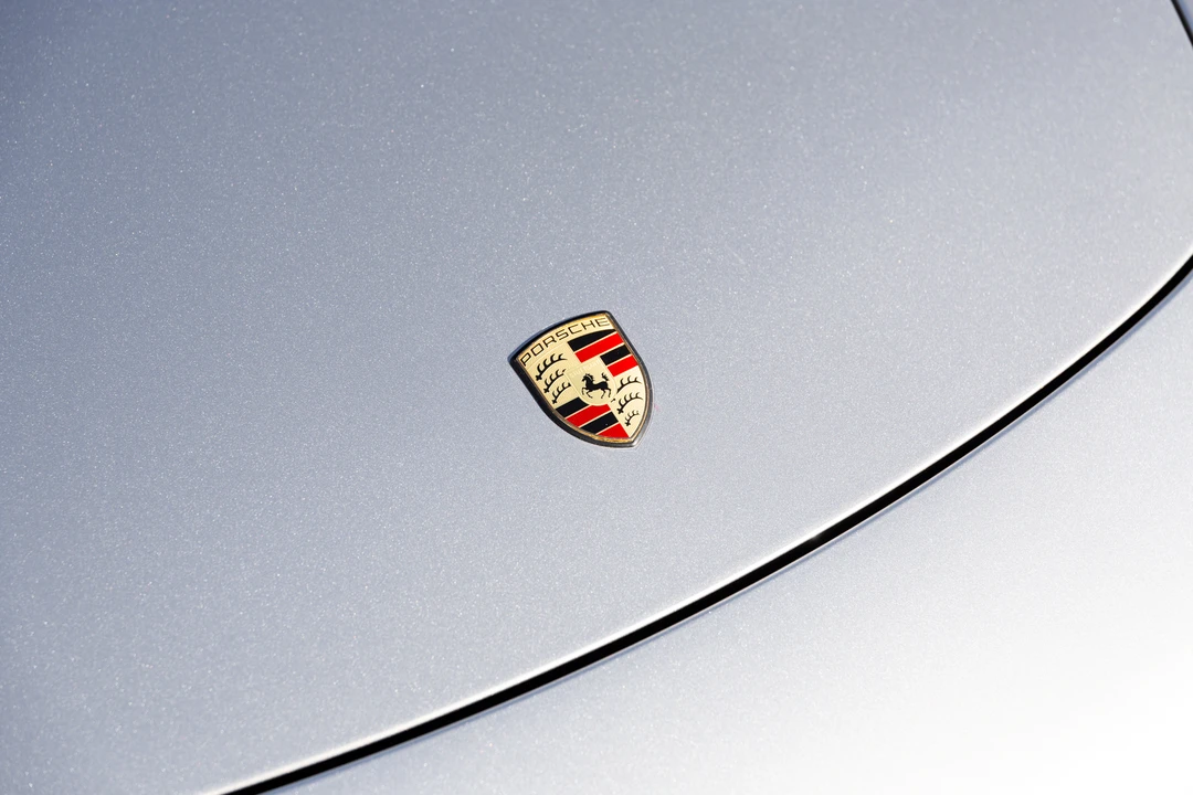 2011 Porsche 997 Carrera - Image 29 of 31