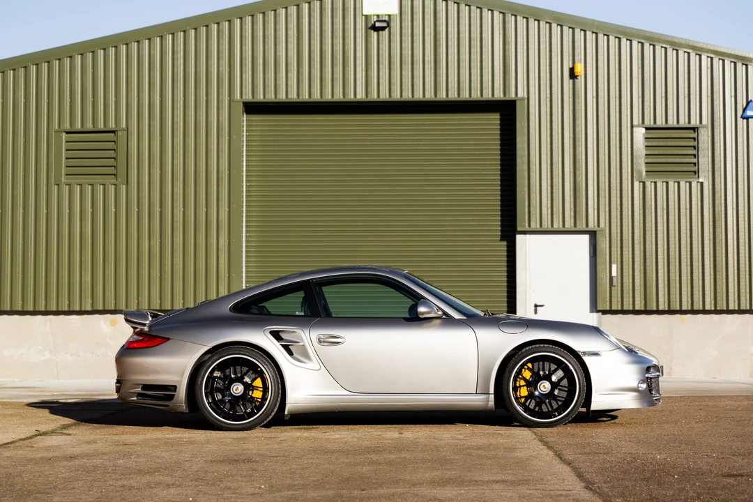 2011 Porsche 997 Carrera - Image 9 of 31