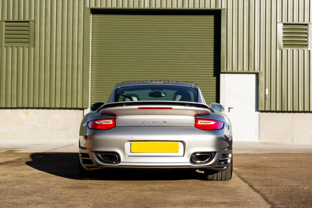 2011 Porsche 997 Carrera - Image 14 of 31