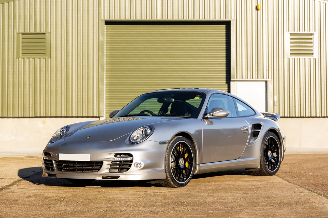 2011 Porsche 997 Carrera - Image 2 of 31