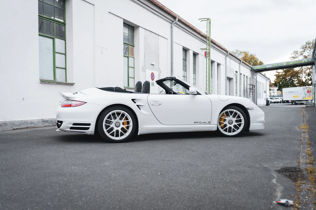 2011 Porsche 997 Turbo S - Image 4 of 31