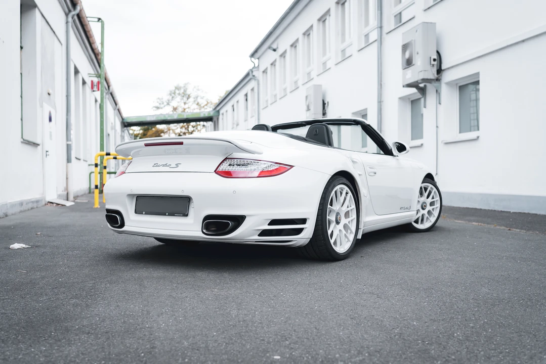2011 Porsche 997 Turbo S - Image 26 of 31