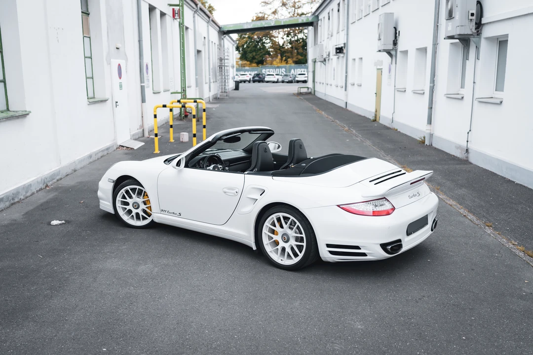 2011 Porsche 997 Turbo S - Image 30 of 31