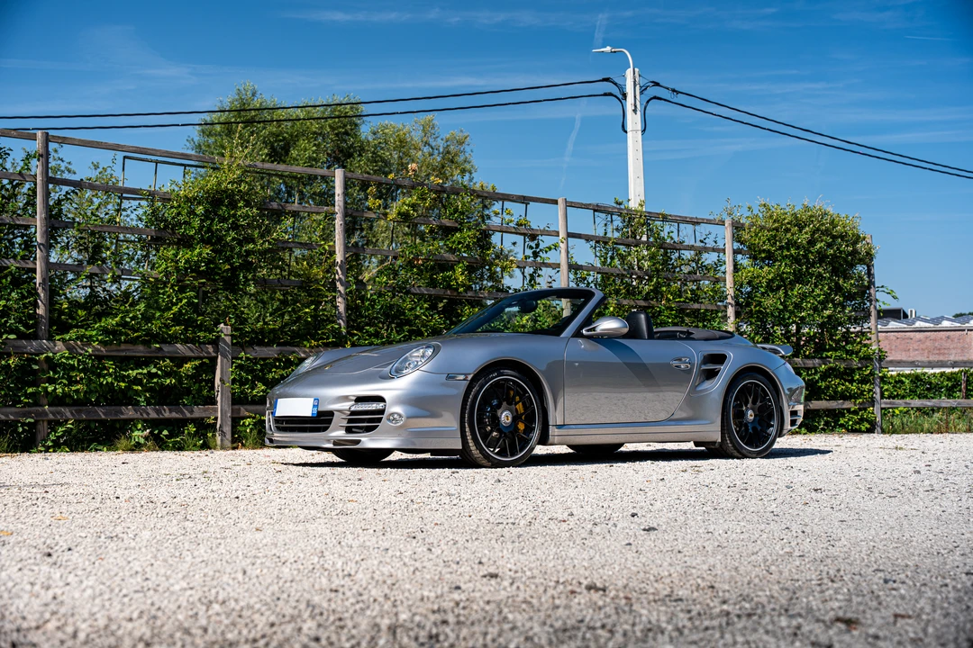 2011 Porsche 997 Turbo S - Image 3 of 31