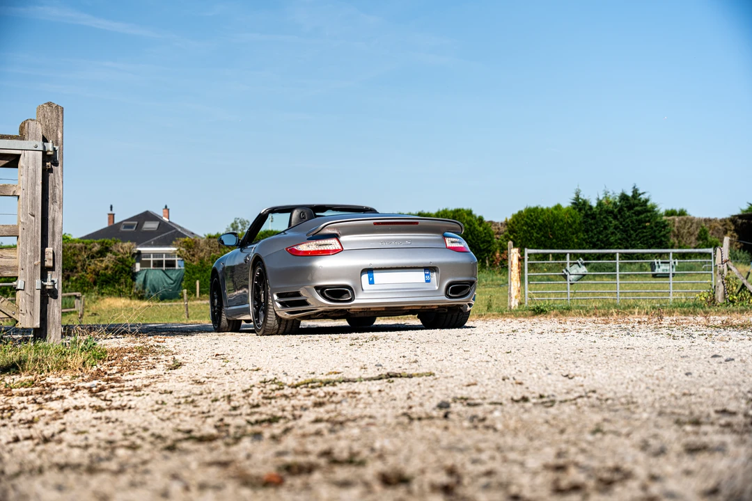 2011 Porsche 997 Turbo S - Image 5 of 31