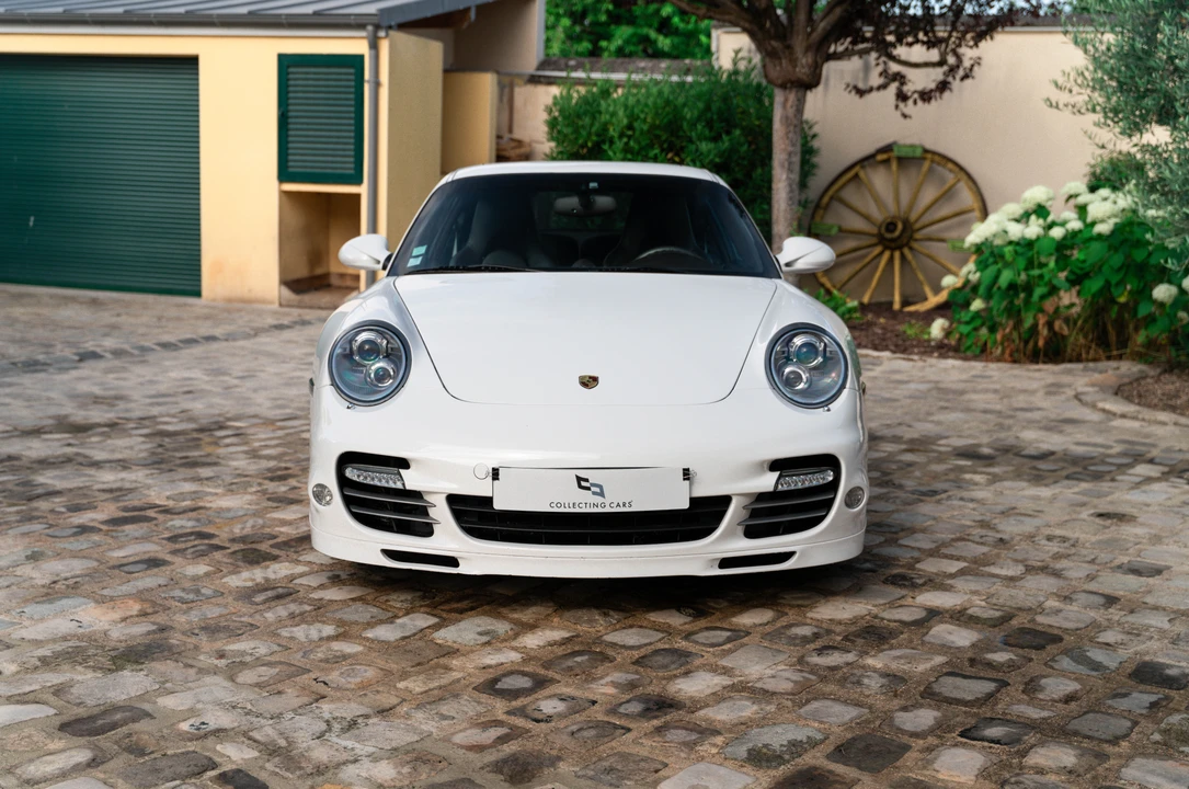 2011 Porsche 997 Turbo S - Image 3 of 31