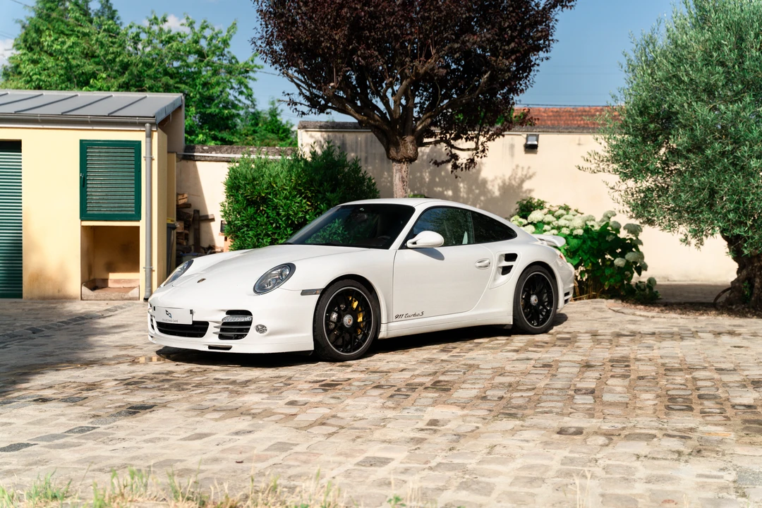 2011 Porsche 997 Turbo S - Image 4 of 31