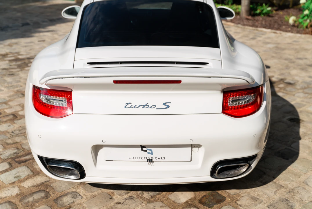 2011 Porsche 997 Turbo S - Image 25 of 31