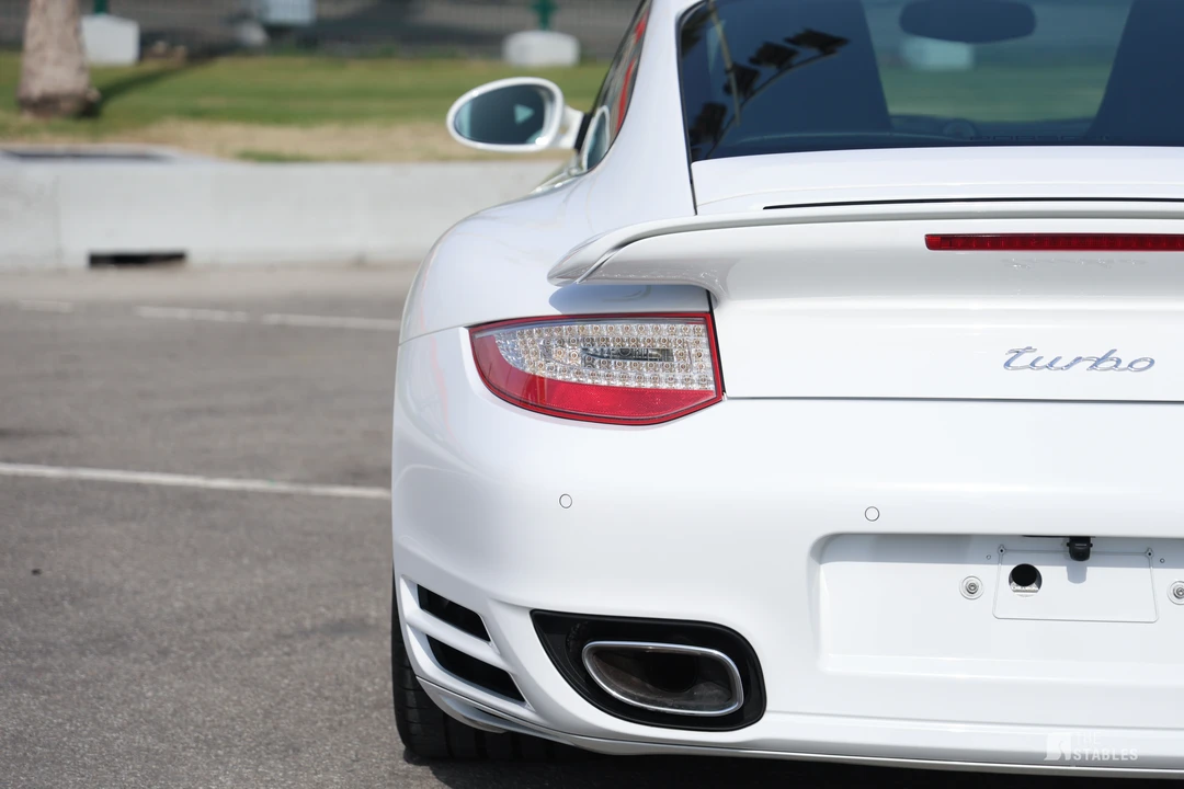 2010 Porsche 997 Turbo - Image 22 of 31