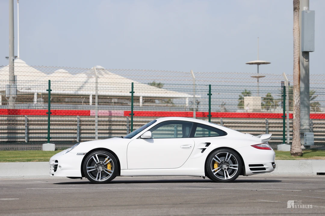 2010 Porsche 997 Turbo - Image 4 of 31