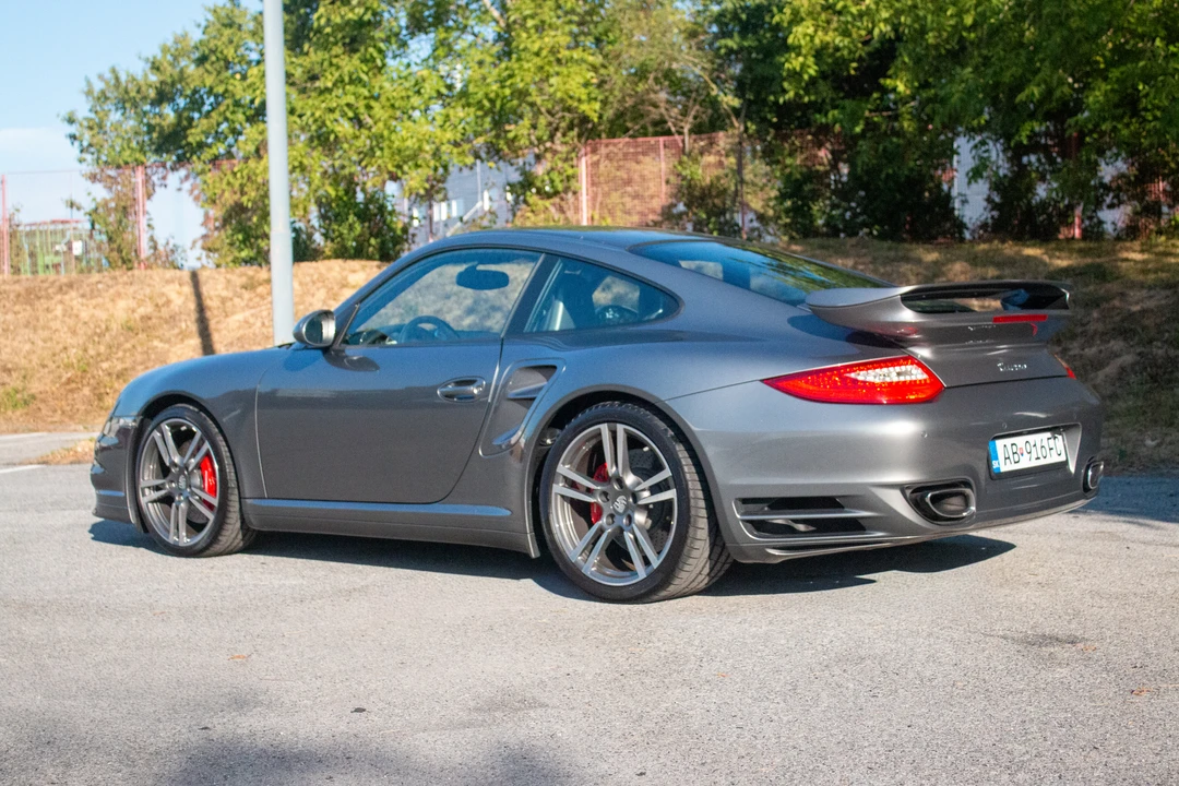 2011 Porsche 997 Turbo - Image 12 of 31