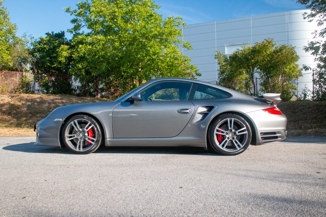 2011 Porsche 997 Turbo - Image 3 of 31