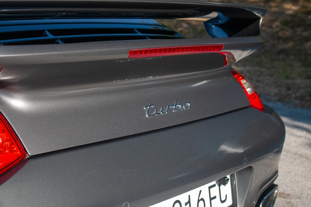 2011 Porsche 997 Turbo - Image 30 of 31