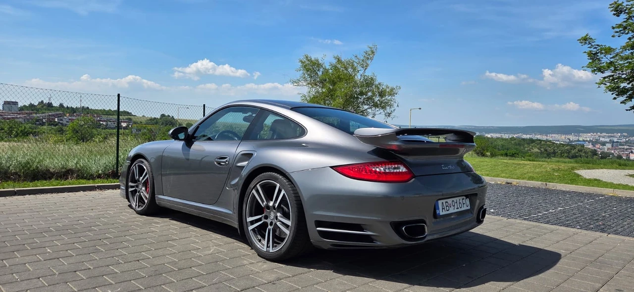 2011 Porsche 997 Turbo - Image 4 of 31