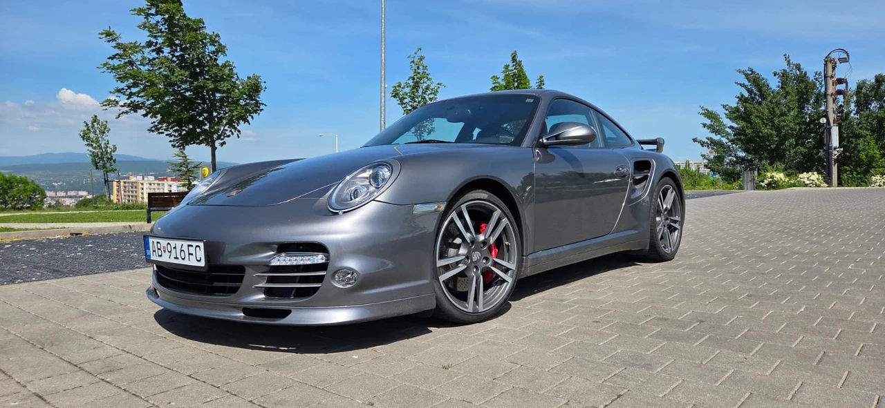 2011 Porsche 997 Turbo - Image 16 of 31