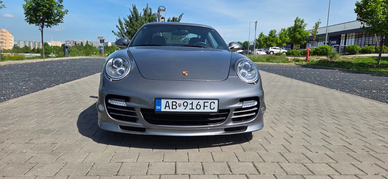 2011 Porsche 997 Turbo - Image 17 of 31