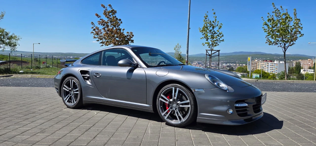 2011 Porsche 997 Turbo - Image 18 of 31