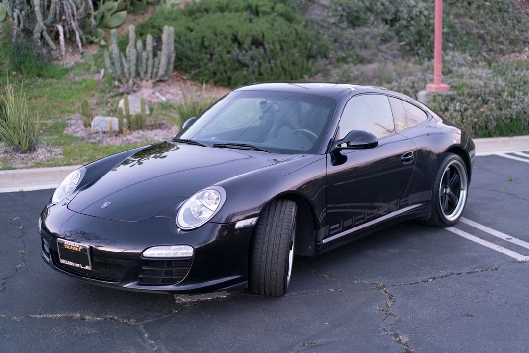 2011 Porsche 997 Carrera - Image 13 of 30