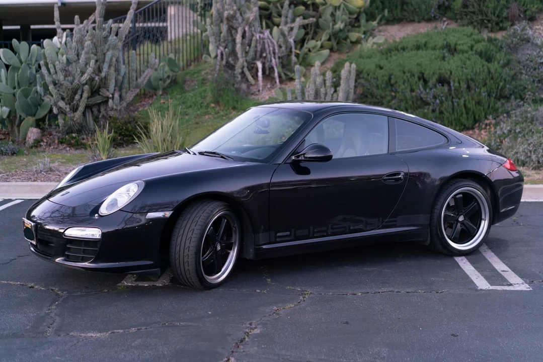 2011 Porsche 997 Carrera - Image 11 of 30