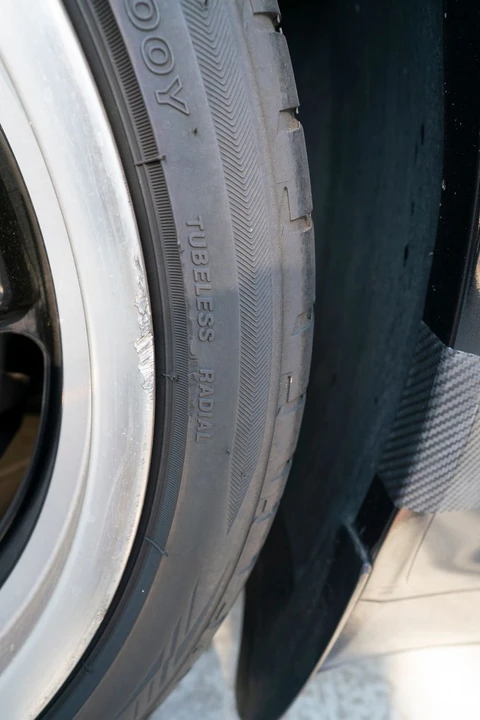 2011 Porsche 997 Carrera - Image 15 of 30