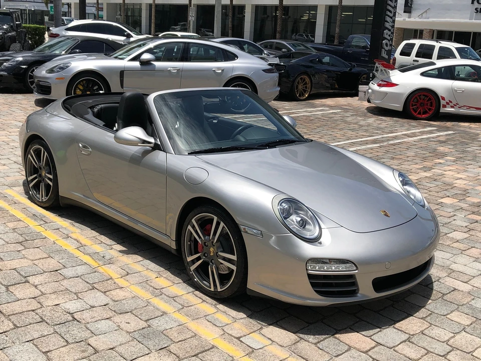 2011 Porsche 997 Carrera 4S - Image 6 of 25