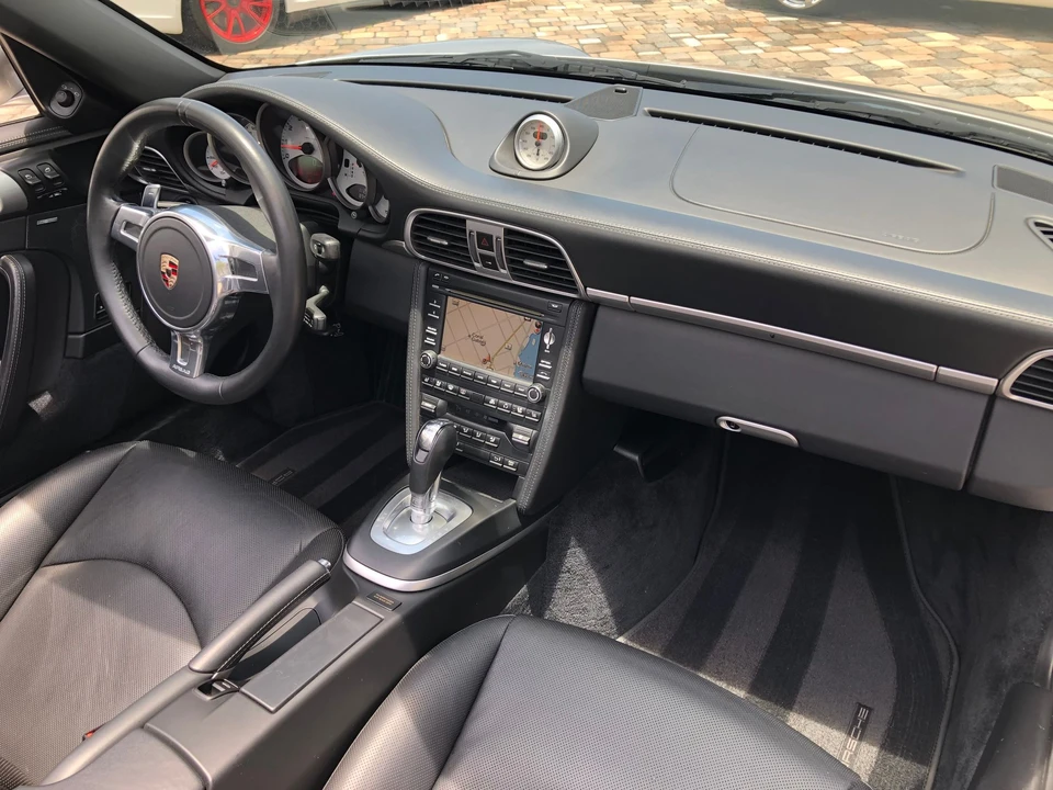 2011 Porsche 997 Carrera 4S - Image 14 of 25