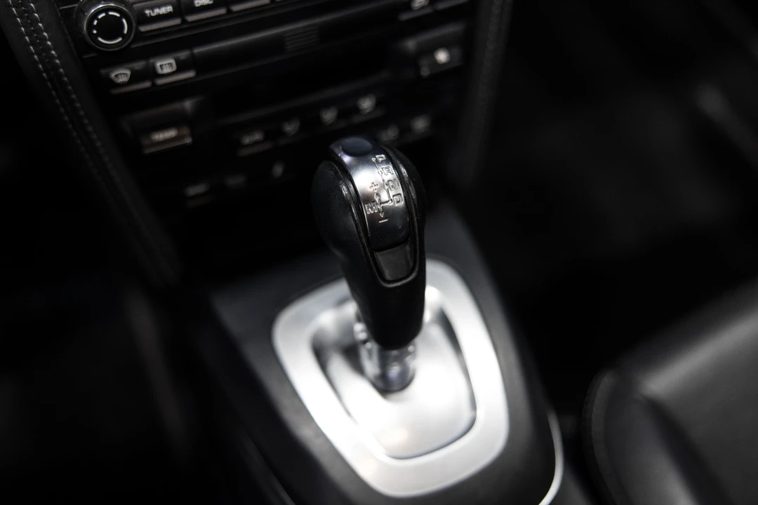 2011 Porsche - Image 26 of 31