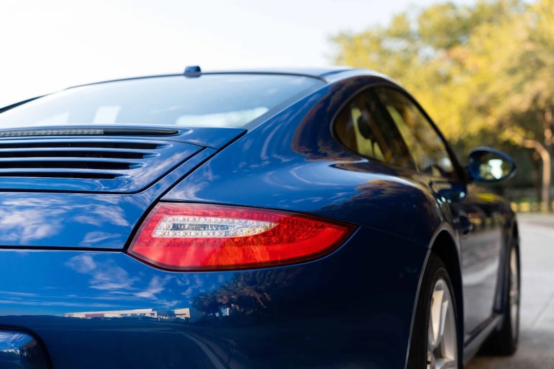 2011 Porsche 997 Carrera - Image 18 of 21