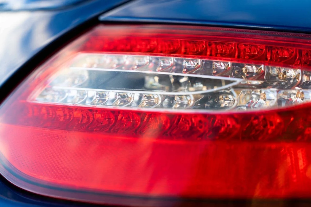 2011 Porsche 997 Carrera - Image 19 of 21