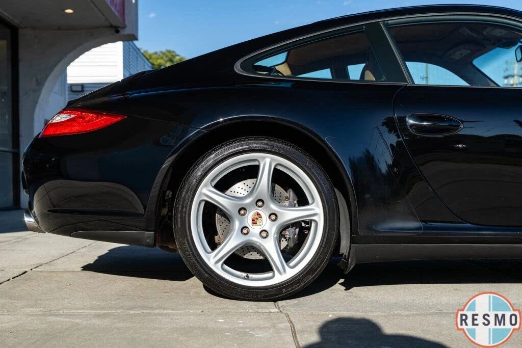 2011 Porsche 997 Carrera 4 - Image 13 of 31