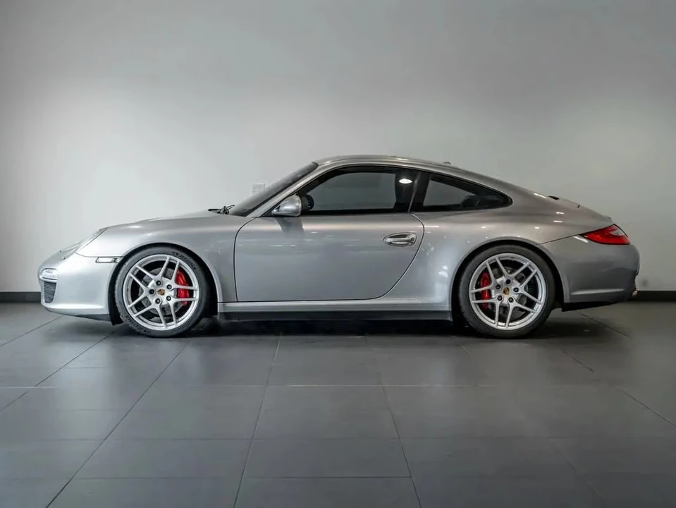 2011 Porsche 997 Carrera 4S - Image 12 of 31